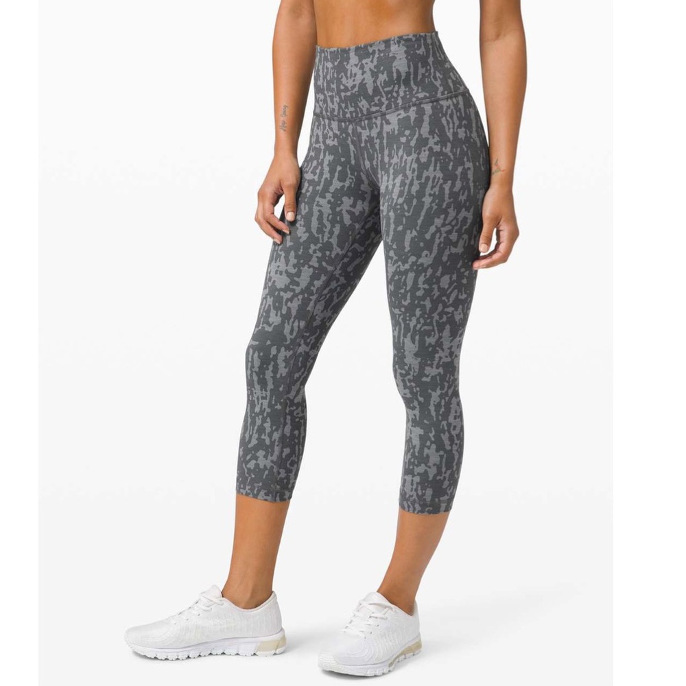 Lululemon Wunder Train High-Rise Crop 21" Print Gray Legging Size 6, W6BF5S